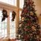 Minimalist christmas tree ideas for living room décor 13