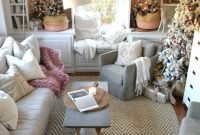 Minimalist christmas tree ideas for living room décor 18
