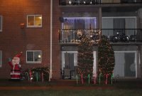 Popular apartment balcony for christmas décor ideas 07