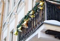 Popular apartment balcony for christmas décor ideas 32