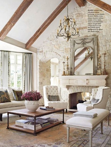 Stylish French Country Living Room Design Ideas 34
