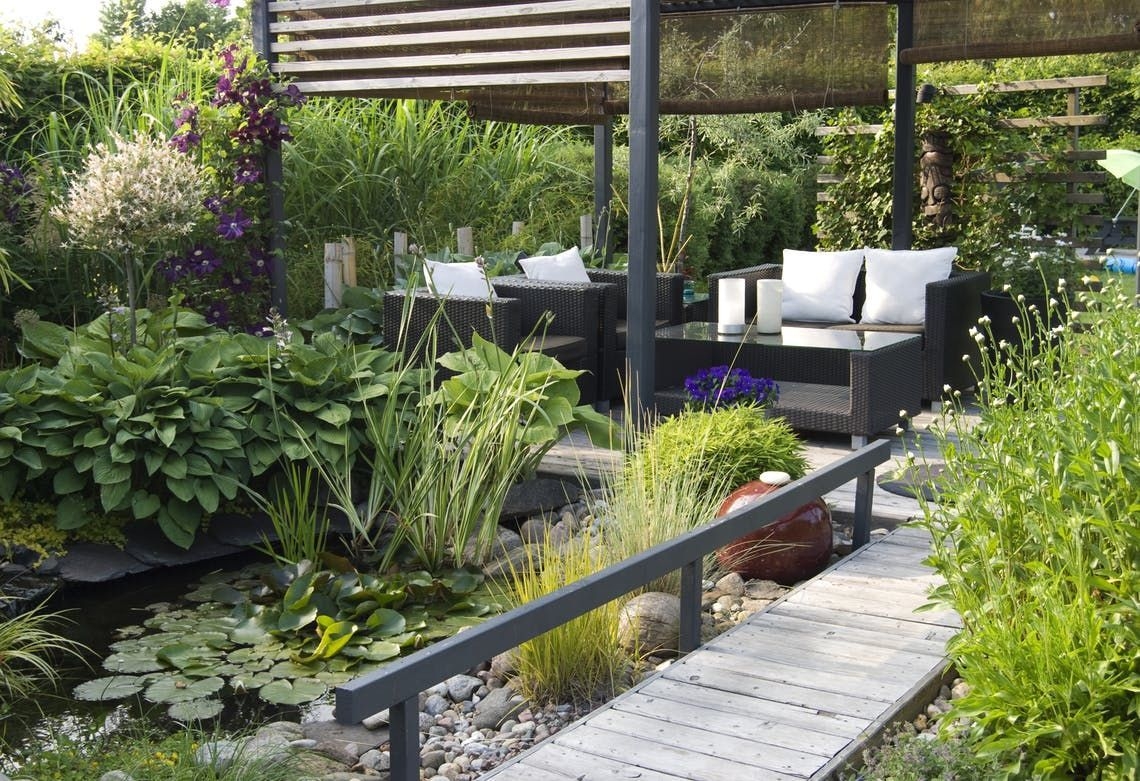 Awesome small space gardening design ideas42