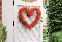 Inspiring diy outdoor decorations ideas for valentine's day46