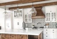 Magnificient farmhouse kitchen design ideas35