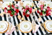Magnificient valentines day table decorating ideas37