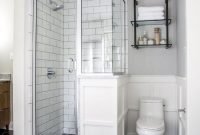 Minimalist master bathroom remodel ideas23