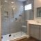 Minimalist master bathroom remodel ideas38