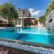Amazing glass pool design ideas for home34