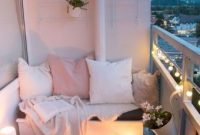 Enchanting apartment balcony decorating ideas40