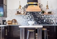 Latest kitchen backsplash tile ideas38