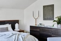 Lovely masculine boho bedroom designs21