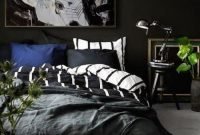 Lovely masculine boho bedroom designs27