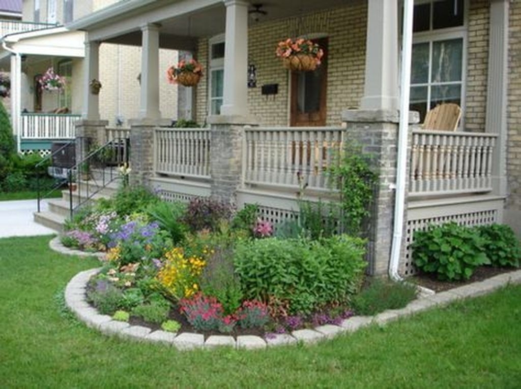 Minimalist Front Yard Landscaping Ideas On A Budget35 | ZYHOMY