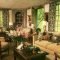 Pretty french country living room design ideas25