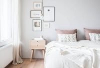Simple bedroom designs ideas07
