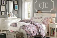 Simple bedroom designs ideas14