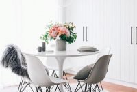 Stunning small dining room table ideas41