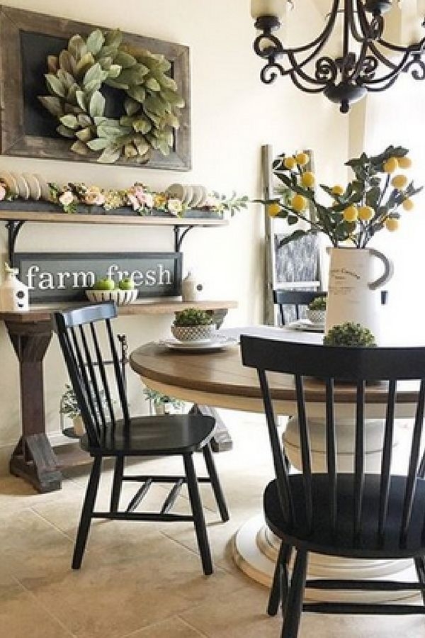 Wonderful French Country Dining Room Table Decor Ideas22 | ZYHOMY