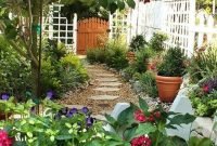 Simple small flower gardens and plants ideas37