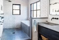 Striking master bathroom remodel ideas34