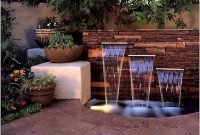 Stylish outdoor water walls ideas for backyard27