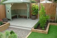 Awesome small garden fence ideas03