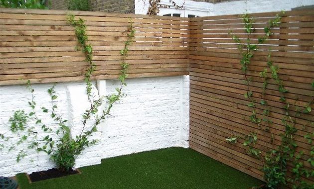 43 Awesome Small Garden Fence Ideas | ZYHOMY