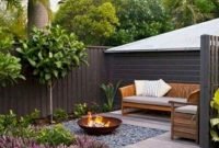 Awesome small garden fence ideas39