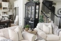 Beautiful farmhouse living room decor ideas21