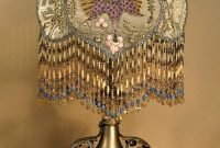 Cool victorian lamp shades ideas for bedroom21