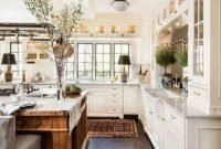Fabulous kitchen decoration design ideas with farmhouse style18