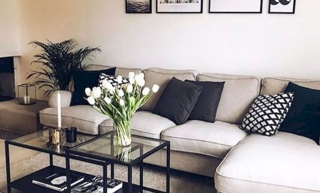 40 Gorgeous Living Room Wall Decor Ideas - ZYHOMY