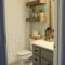 Outstanding bathroom makeovers ideas for small space20