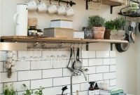 Popular farmhouse kitchen art ideas to scale up your kitchen06