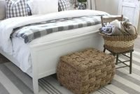 Smart bedroom decor ideas with farmhouse style35