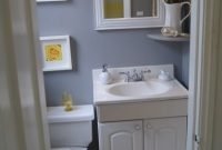 Wonderful yellow and white bathroom ideas07