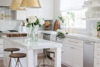 Elegant small kitchen ideas for outdoor36
