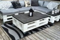 Beautiful furniture ideas with pallet for you 07