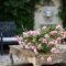 Brilliant french country garden décor ideas21