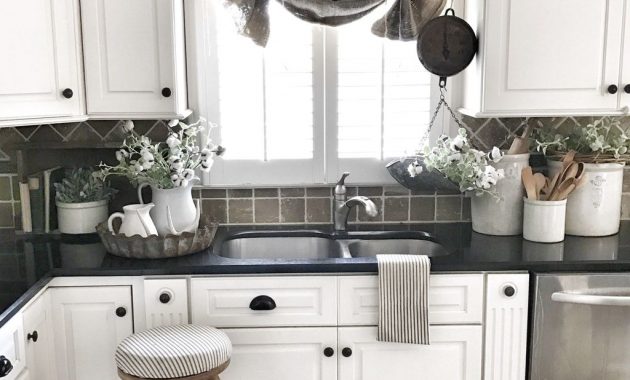 54 Casual Diy Farmhouse Kitchen Decor Ideas To Apply Asap Zyhomy