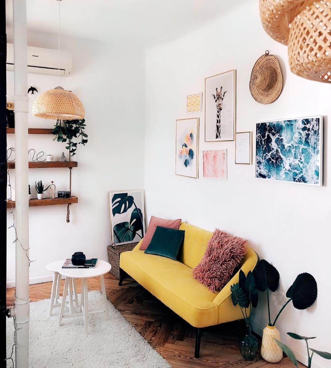 Charming Diy Apartment Decoration Ideas35