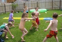 Comfy diy backyard games and activities ideas10