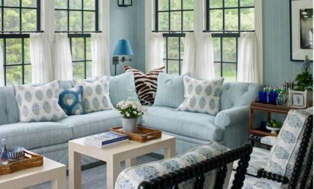 Inspiring living room ideas with beachy and coastal style41