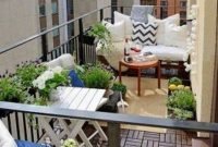Inspiring wooden floor design ideas on balcony for your apartment 36
