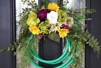 Pretty hang wreath ideas in door for summer time 49