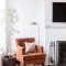 Rustic minimalist storage ideas for living rooms40