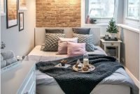 Unodinary small apartment decor ideas for girls 37