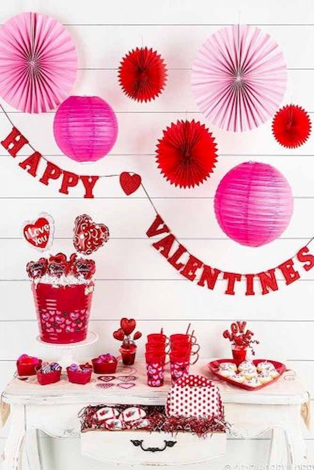 Beautiful Home Interior Design Ideas With The Concept Of Valentines Day41