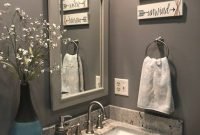 Cute small bathroom decor ideas on a budget to try30