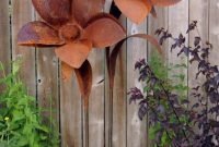 Inspiring outdoor metal design ideas for garden art you must try25
